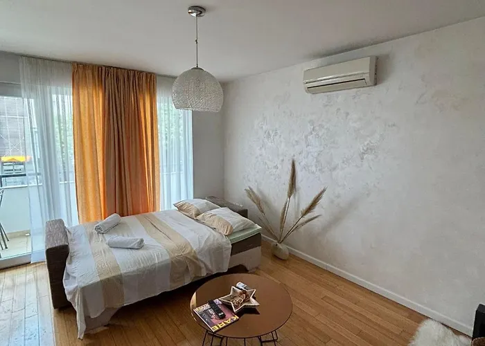 Kates Place Centar