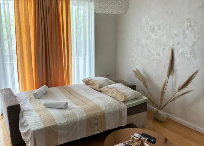 Kates Place Centar *