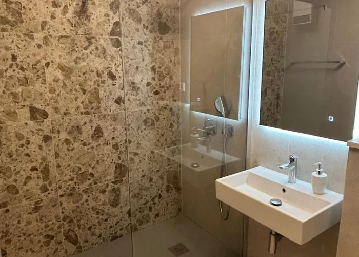 Kates Place Centar Appartement *